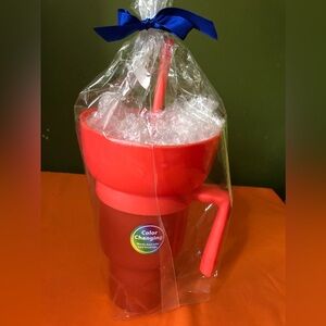 Color Changing Cup & Snack